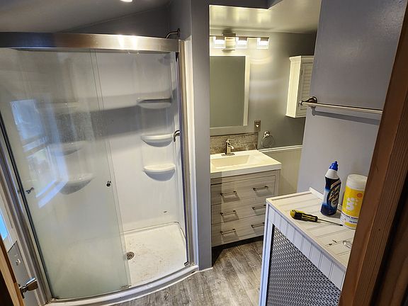3rd image of 1310 Chestnut Ave #4&5