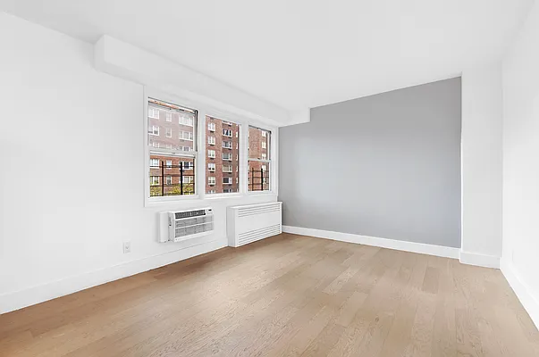 Rented by REAL New York | media 6