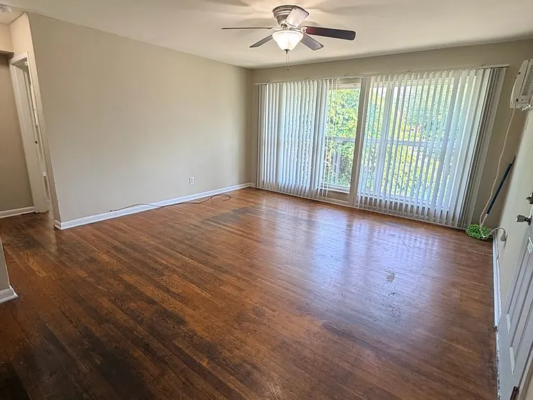 1568 Alexandria Dr #7B-Z3 — Photo 3