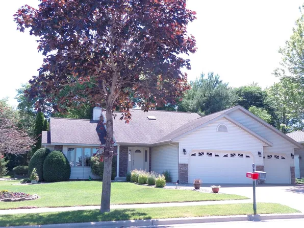2114 Golfview Ln, Onalaska, WI 54650
