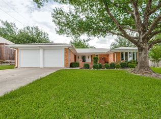 2220 Hurstview Dr, Hurst, TX 76054