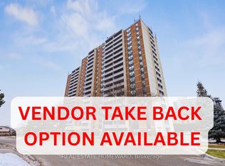 1210 Radom St #209, Pickering, ON L1W2Z3