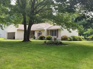 19595 Chad Ln, Meadville, PA 16335