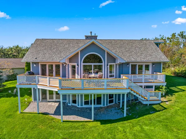 961 Fairway Dr, Gaylord, MI 49735