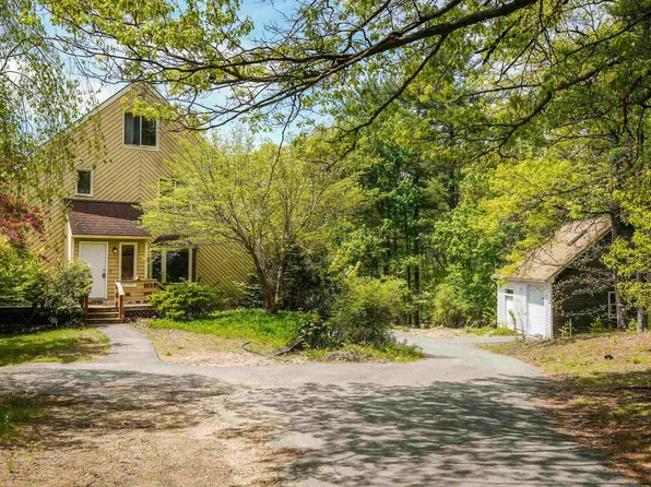 13 Sunridge Road, Windham, NH 03087
