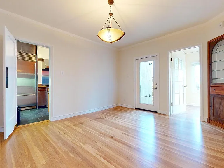 40 Loyola Ter — Photo 12
