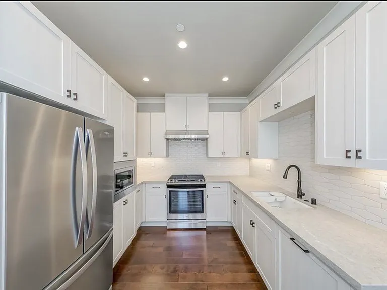 139 Alice St #A — Photo 3