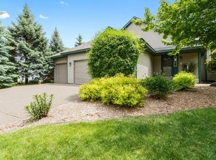 2170 McAfee Cir N, Maplewood, MN 55109