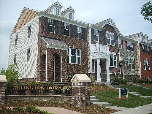 1st image of 917 E Hamlin Ln #7-3