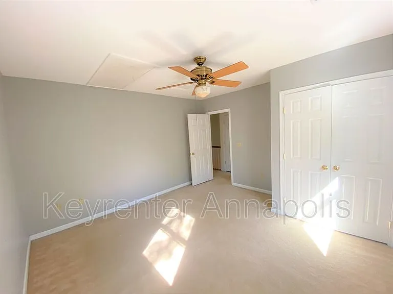 1161 Green Holly Dr — Photo 21