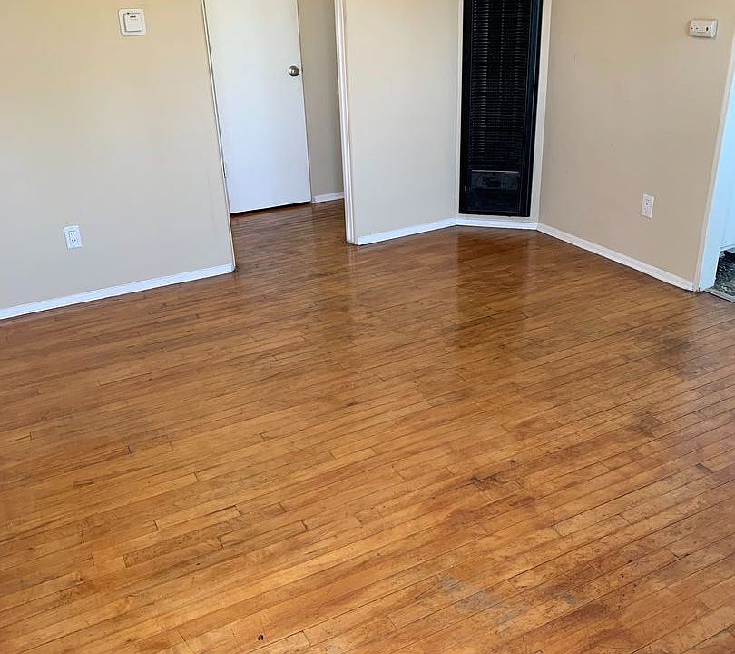1st image of 3728 36th St #3728