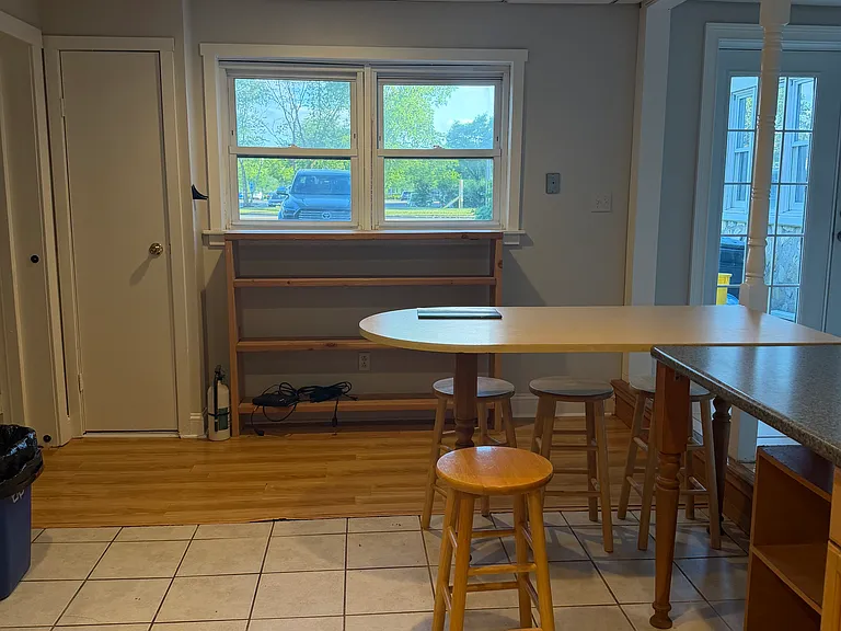 254 Sloan Ave — Photo 3
