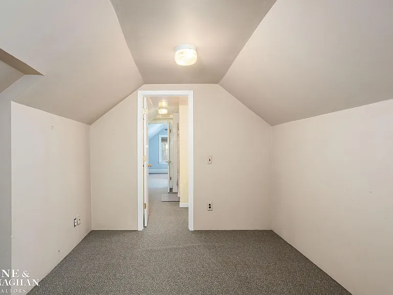 1260 Lakepointe Ave — Photo 18