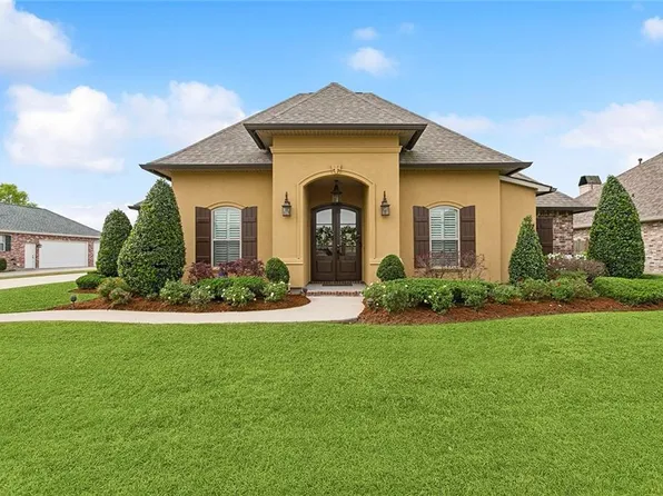 212 Lac Cypriere Dr, Luling, LA 70070