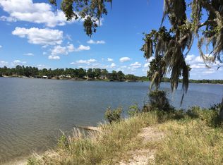 Lakeland Rd, Huntsville, TX 77320