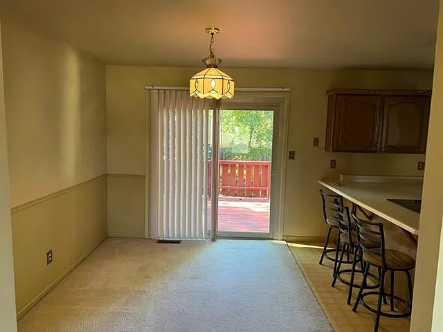 3 bed, 1688 sqft, $1,900 — Photo 3