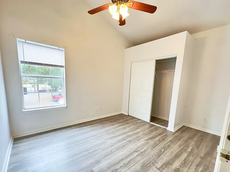 101-103 Cactus St — Photo 51