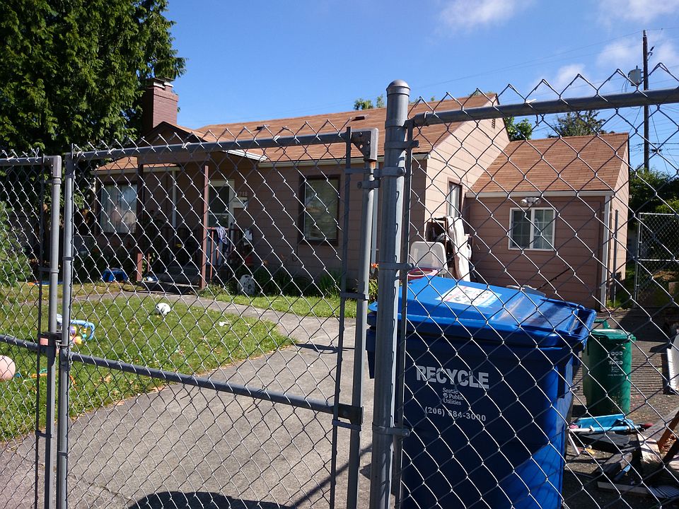 1st image of 5218 Columbia Dr S