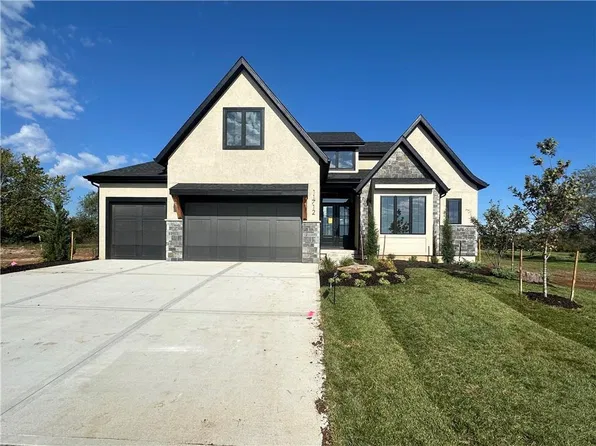 11712 W 181st St, Overland Park, KS 66013