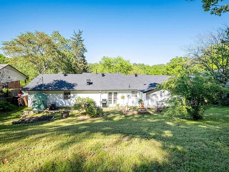3625 Loch Ln — Photo 13