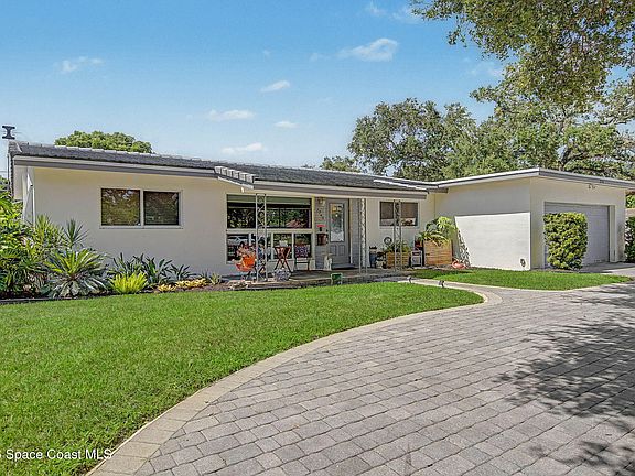 3rd image of 2740 SW 16th St