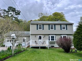 38 Roberts Rd, Groton, CT 06340