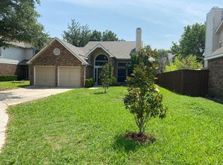 900 White Sands Trl, Irving, TX 75063