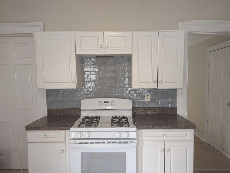 2nd image of 244 Saint John St Suite 4