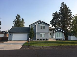 3823 E Tanager Ln, Mead, WA 99021