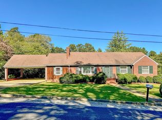 508 Berry St, Chase City, VA 23924
