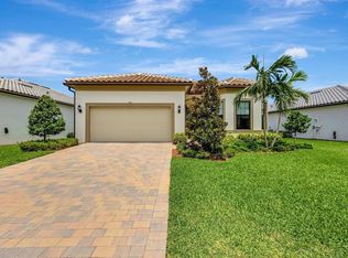 357 SE Filoli Dr, Port Saint Lucie, FL 34984