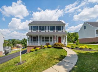 1015 Woodridge Dr, Canonsburg, PA