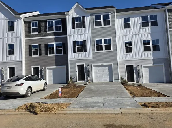 131 Kinkade Ct, Martinsburg, WV 25403
