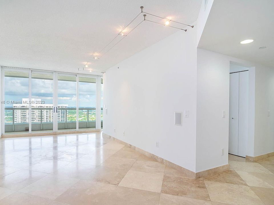 1st image of 21055 Yacht Club Dr APT 2104