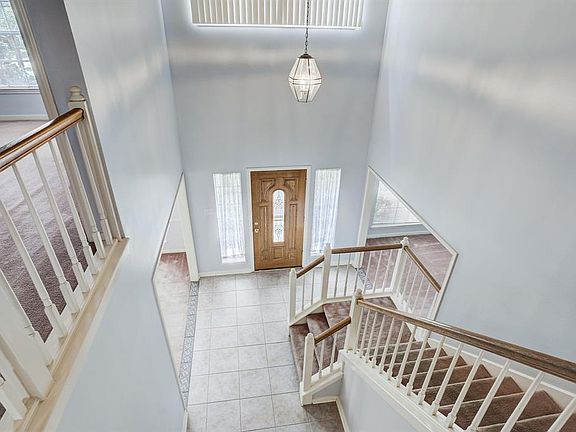 4th image of 2107 Winged Foot Dr