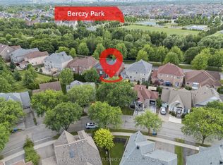 7 Thomas Bales Dr, Markham, ON L6C 2W7
