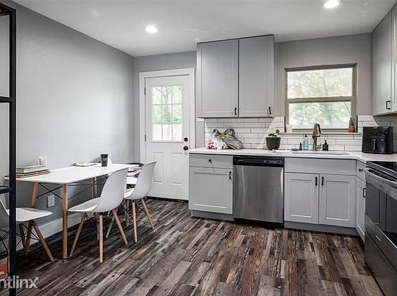 2nd image of 2515R Province Ln