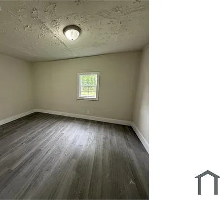 1303 Main St — Photo 4
