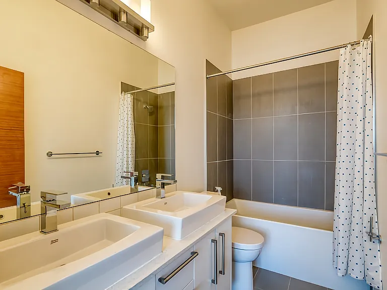 1530 Bayside Ave SW — Photo 8