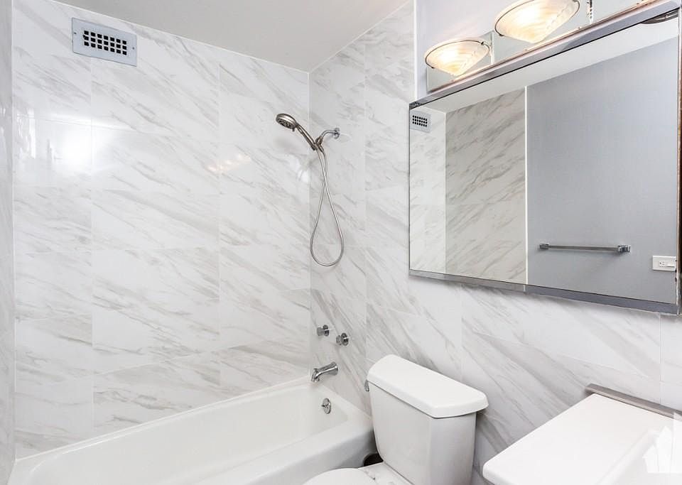 1st image of 70 W Burton Pl #1325