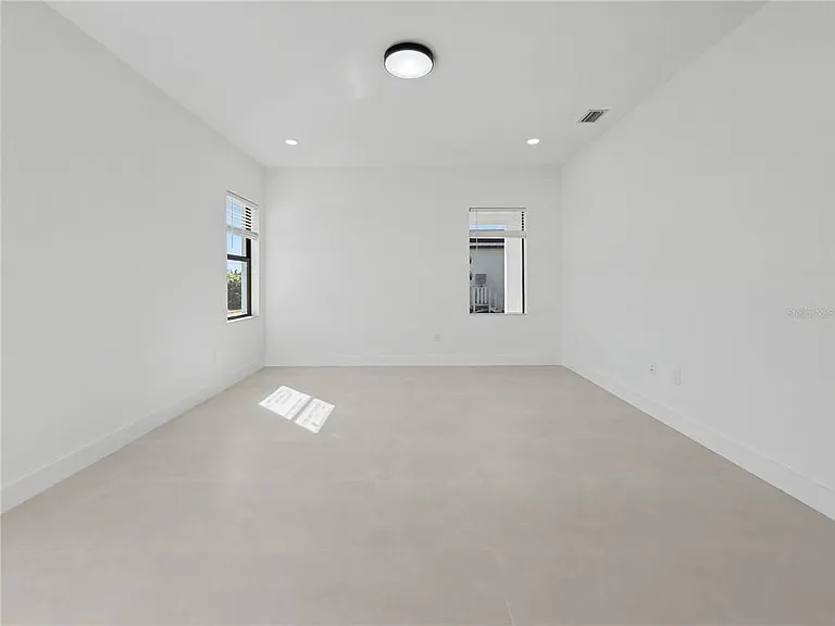 14687 Lillian Cir — Photo 15