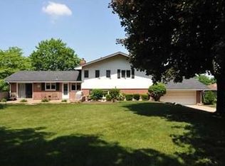 2194 Mercer Rd, New Brighton, PA 15066