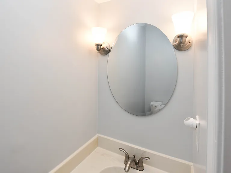 5843 Wye Oak Commons Ct — Photo 28