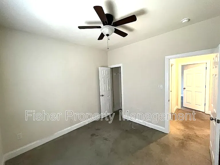 1415 Spotsylvania St — Photo 9