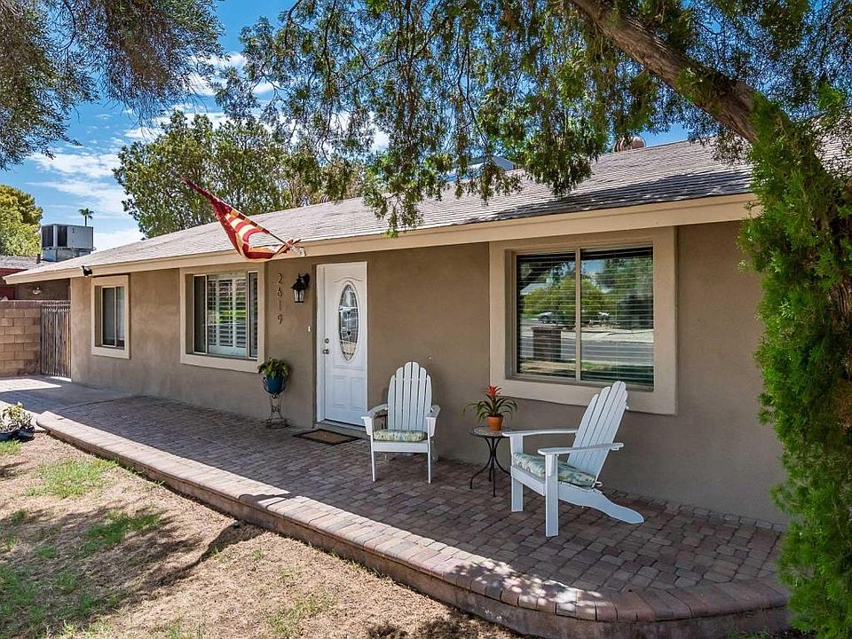 1st image of 2619 E Glenrosa Ave