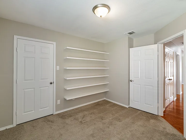 7229 Specklebelly Ln — Photo 26