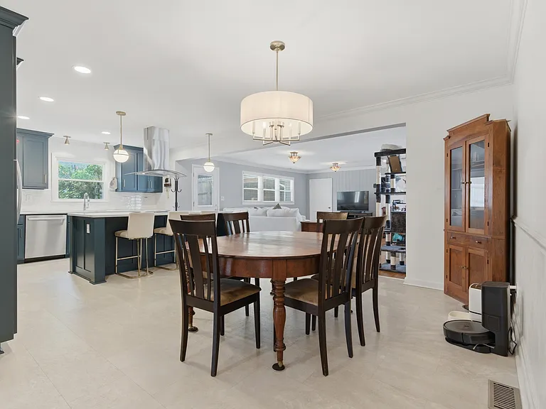 2117 Shades Crest Rd SE — Photo 25