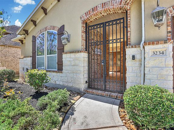 3rd image of 3234 Explorer Way