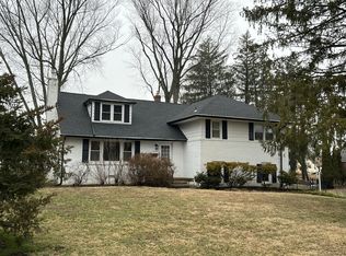 1202 Heather Ln, Wilmington, DE 19803