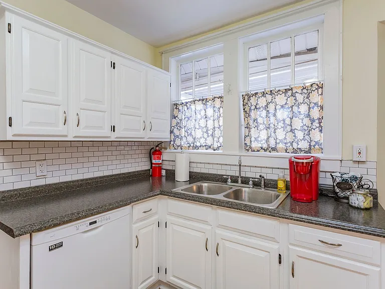 3204 Wingate Ave #A — Photo 13
